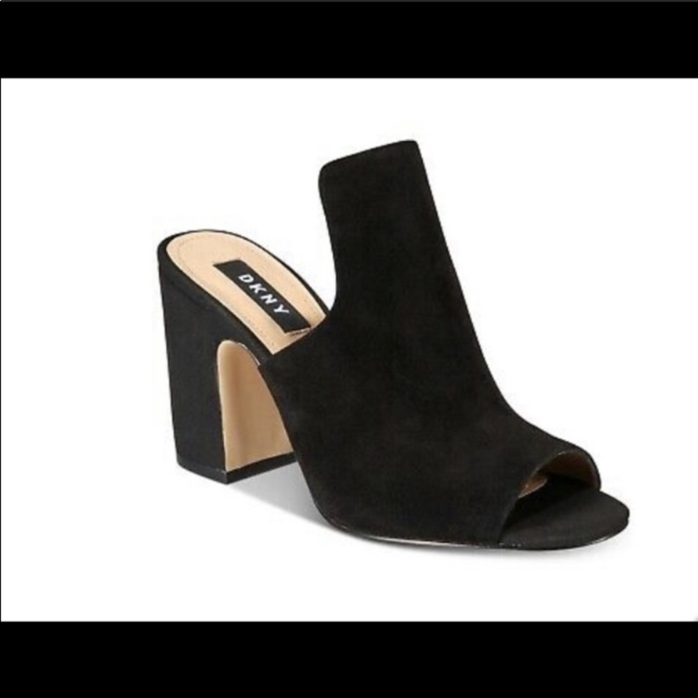 DKNY Size 5.5 US NWT